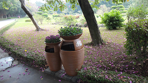  汕頭玻璃鋼花盆垃圾桶，點(diǎn)綴公園好環(huán)境。